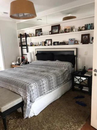 Imagem Casa no Res. Alpha 10 - 597m²