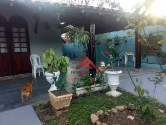 Imagem Casa com 3 dormitórios à venda, 145 m² por R$ 600.000,00 - Itaipu - Niterói/RJ
