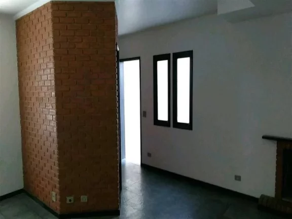 Imagem Sobrado Excelente 184 m² com 3 Dormitorios sendo 1 suíte e 2 Vagas