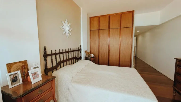 Imagem APARTAMENTO FRENTE MAR NA PRAIA DA COSTA 300m² 4 quartos 2 suítes 1 closet andar alto.