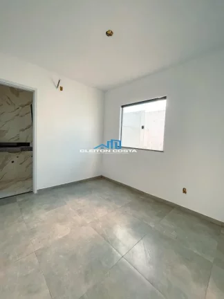 Imagem Casa para Venda em Feira de Santana, Gabriela, 2 dormitórios, 1 suíte, 1 banheiro, 2 vagas