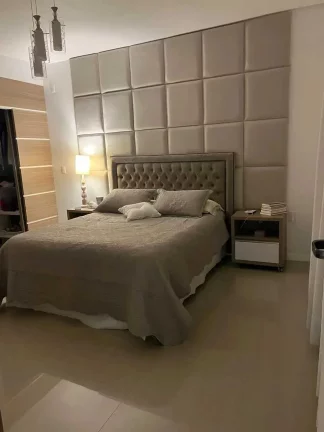 Imagem Casa mobiliada com 2 suítes e 2 vagas de garagem na Barra em Balneário Camboriú