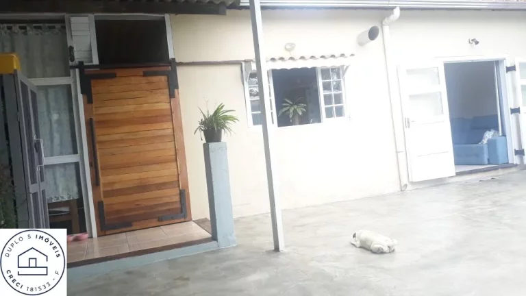 Imagem Casa em Mairiporã / Terra preta / Próximo a Rodovia Fernão dias / Terreno medindo 250 m² sendo 125 m² de terreno livre para construir.