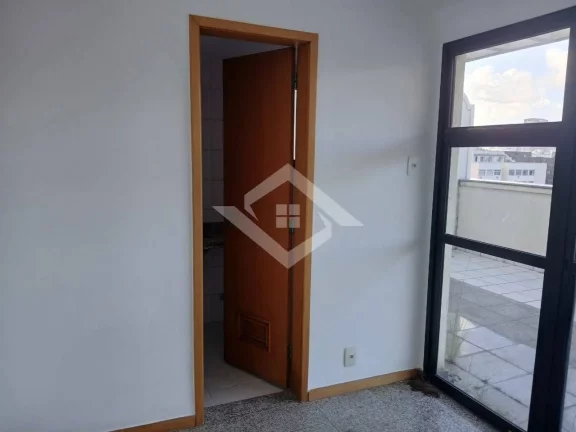 Imagem Vende Cobertura Duplex 180m2 com 4 quartos - 2 suítes e 2 vagas