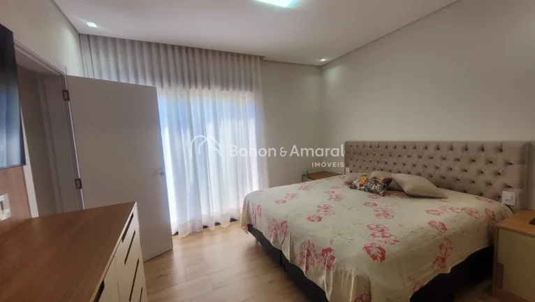 Imagem Esta casa térrea no Swiss Park em Campias, SP, impressiona com seus 230m² de área construída.

S...