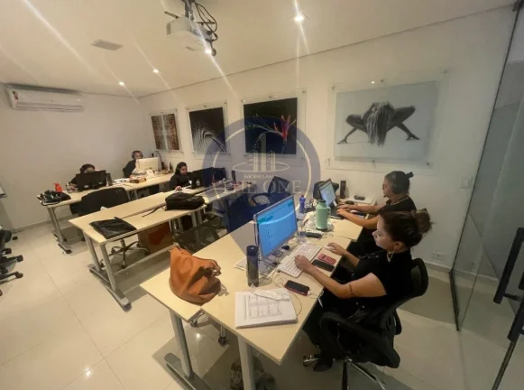 Imagem Aluguel de Sala Comercial de 35m² no Jardim das Acácias, São Paulo-SP