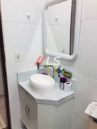 Imagem Vende-se Casa em condomínio fechado