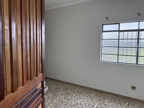 Imagem Sala comercial com um banheiro para alugar na Aviação!