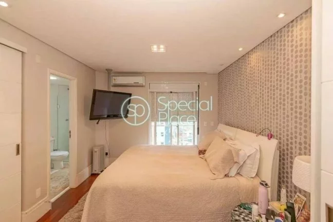 Imagem Excelente apartamento com 160m² no Brooklin!! Living amplo com varanda envidraçada, home theater, ...