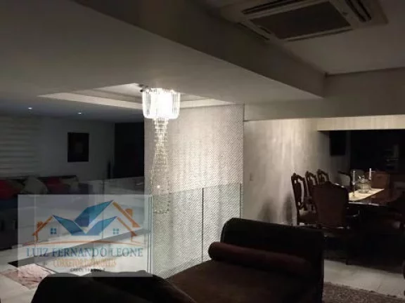 Linda Cobertura Duplex, de 392 m² e 4 vagas, à venda. R$ 4.500.000,00. Santa Cecília / Higienópolis