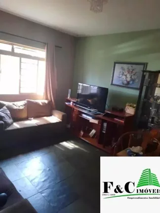 Imagem Casa para Venda em Limeira, Vila Claudia, 3 dormitórios, 1 suíte, 10 banheiros, 1 vaga