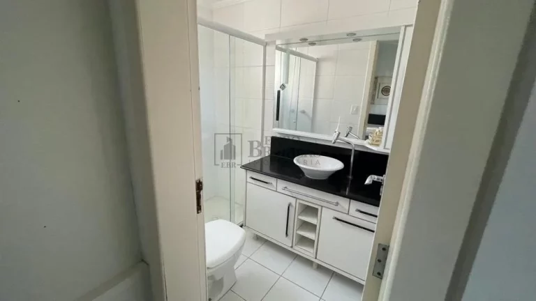 Imagem Apartamento com 03 dormitórios à venda no Centro de Balneário Camboriú/SC