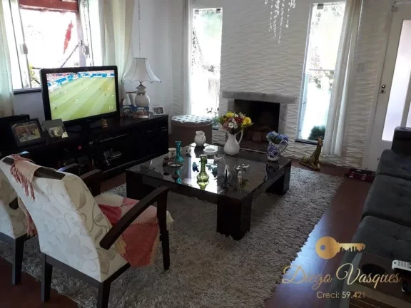 Imagem Casa em Condomínio para Venda em Teresópolis / RJ no bairro Prata