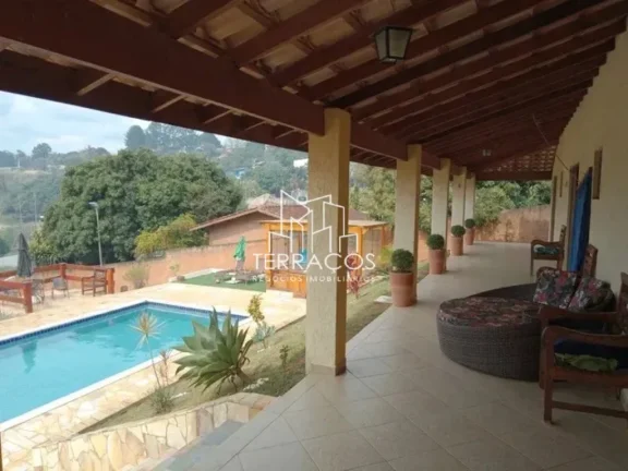 Imagem CASA COM 5 SUÍTE NA CHÁCARAS FERNÃO DIAS PRÓXIMA DE ESCOLA, PONTOS DE ÔNIBUS E MERCADOS.- ATIBAIA