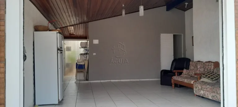 Imagem Excelente casa no Perequê-Açu 350 m da praia!