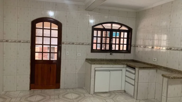 Imagem Sobrado com 3 dormitórios à venda, 150 m² por R$ 370.000,00 - Jardim Varan - Suzano/SP