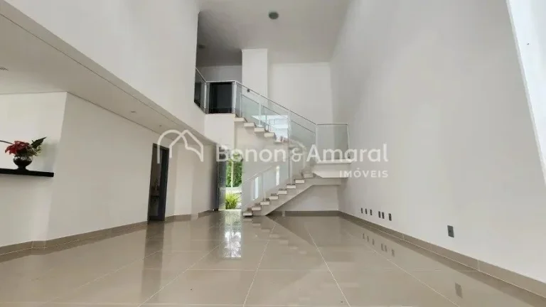 Imagem Casa a venda com 3 quartos no condomínio Jacarandás em Betel, Paulínia.

Sobrado amplo com living...