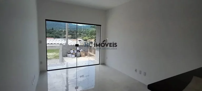Imagem Casa a Venda no bairro Rio do Ouro - São Gonçalo, RJ
