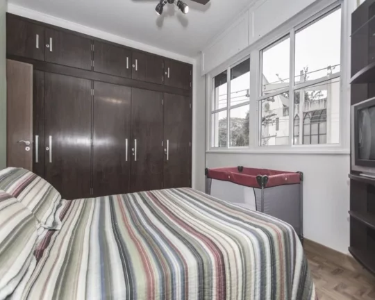 Imagem Apartamento com living para 2 ambientes, 3 dormitórios, sendo 1 suíte, banheiro social, copa-cozin...