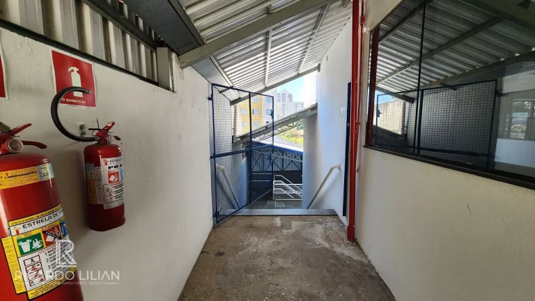 Imagem "Olha o Preço desse Imóvel!!!!! Prédio Comercial de 2558m² em Guarulhos: Ideal para Diversos Negócios!"