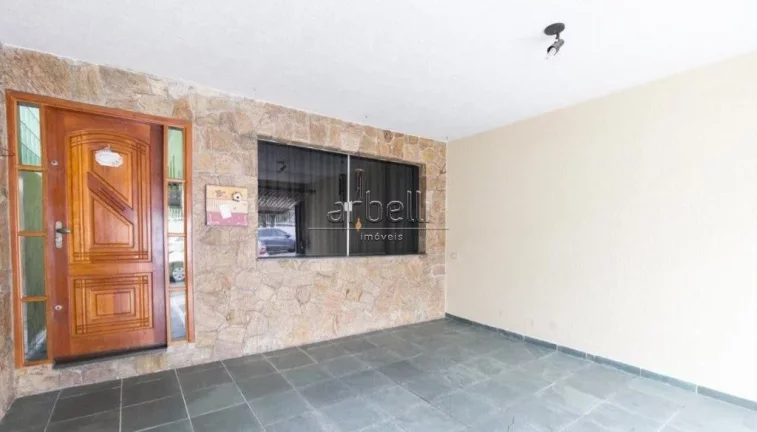 Imagem Sobrado com 166 metros quadrados, 3 dormitórios sendo 1 suíte e todos os dormitórios com armário...