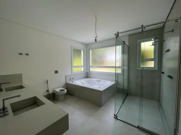 Imagem Casa no TAMBORÉ 1 - 900m²