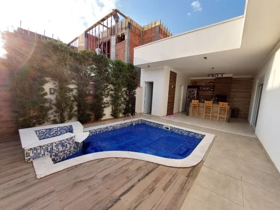 Imagem CASA TÉRREA DE ESQUINA - ACABAMENTO FINO - CONDOMÍNIO CAMPOS DO CONDE 2 - PAULÍNIA