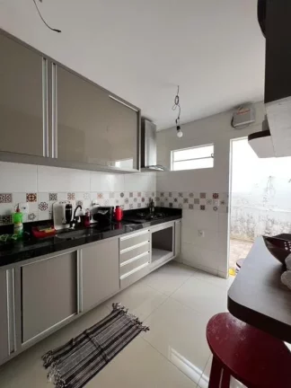 Imagem Apartamento 3 dormitórios para Venda em Teresina, Morada do Sol, 3 dormitórios, 3 suítes, 3 banheiros, 2 vagas