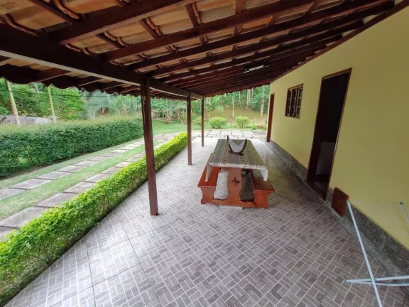 Imagem Vendo esta linda propriedade em Nova Friburgo. Bairro: Campo do Coelho.