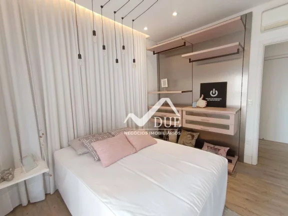 Imagem Apartamento com 3 dormitórios à venda, 159 m² por R$ 3.030.000,00 - Embaré - Santos/SP