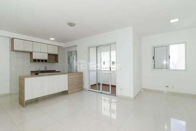 Imagem Apartamento Marquês de São Vicente - 70M², 2 Dorms, 1 Suíte, 2 Vagas Demarcadas, Varanda, Churrasqueira, Salão de Festas e Jogos, Gerador, Piscina.