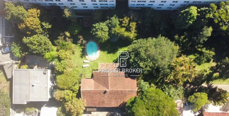 Imagem Terreno à venda, 2292 m² por R$ 3.899.900,00 - Vale do Paraíso - Teresópolis/RJ