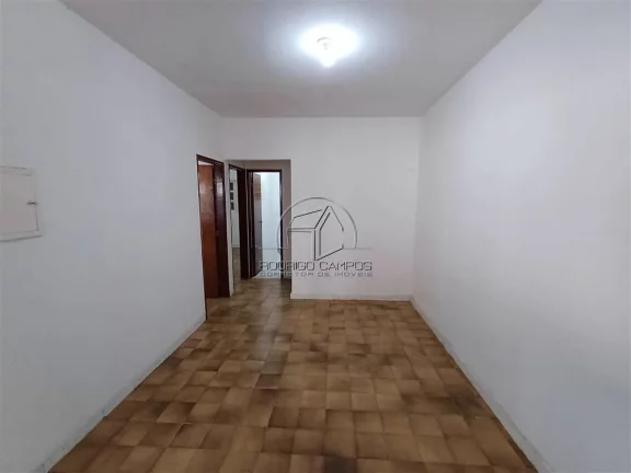 Imagem Casa Geminada 2 Quartos no Ocian, Praia Grande - Conforto e Segurança