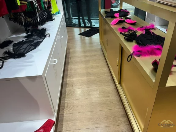 Imagem Sexy Shop vende-se o ponto comercial por R$180.000,00 no Centro - Jundiaí/SP