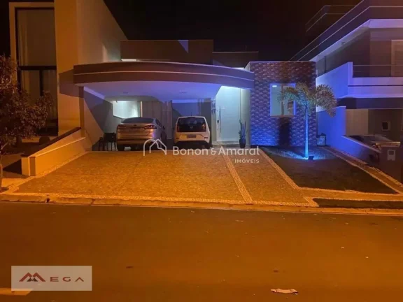 Imagem Casa à Venda no Condomínio Vila do Sol, 3 suítes com piscina em Valinhos-SP