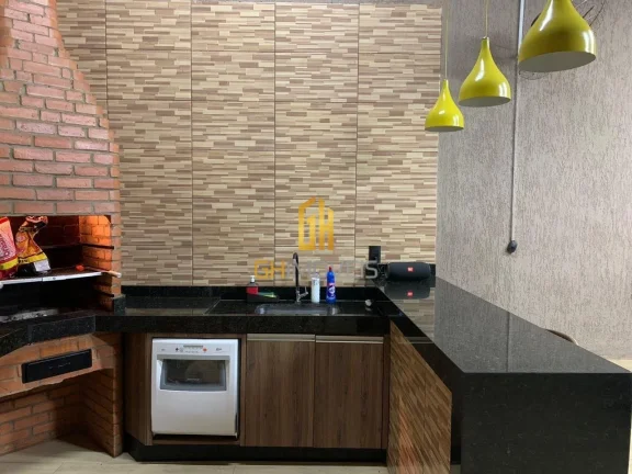Imagem GH1966

Sobrado com 3 quartos no Jardim Bela Vista, em terreno com 204m² com 148m² de área constr...