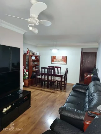 Imagem "Apartamento de 3 dormitórios com sacada, duas vagas de garagem e lazer em ótima localização"