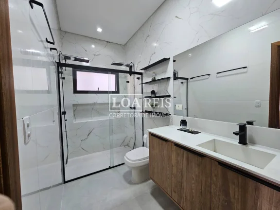 Imagem CASA 04 DORMITÓRIOS SENDO 1 SUÍTE MASTER COM MÓVEIS PLANEJADOS