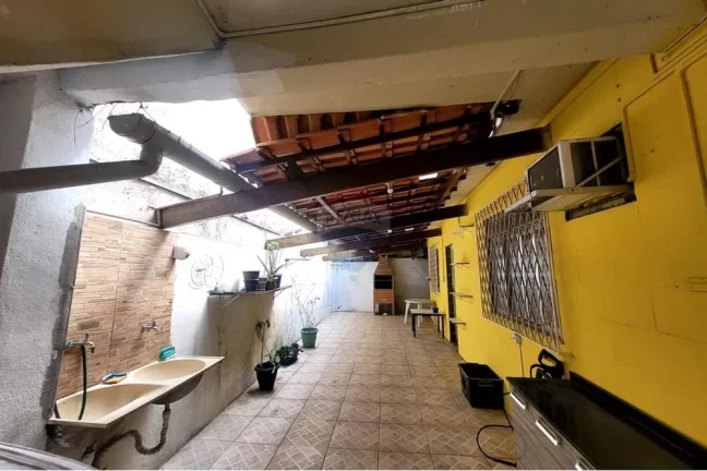Imagem Casa com 3 Quartos à venda com 120 m² em Bento Ribeiro . Rio de Janeiro