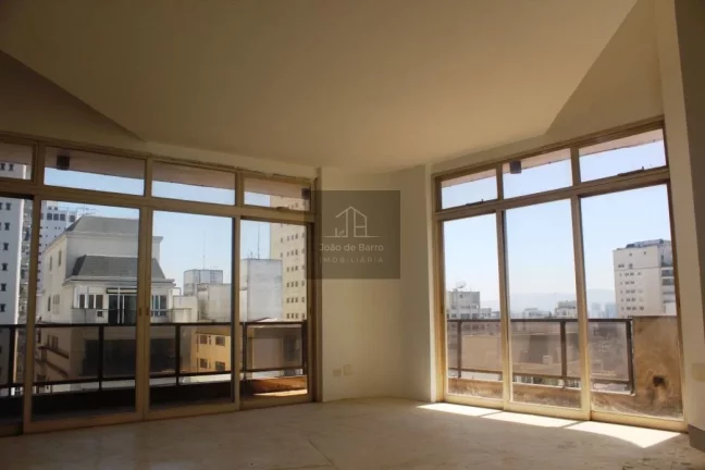Imagem Cobertura com 642m² em Higienopolis