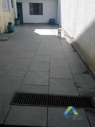Imagem SANTO ANDRÉ Excelente sobrado 235 metros, 3 dormitórios, Edícula, 2 vagas com excelente localização e valor !!!