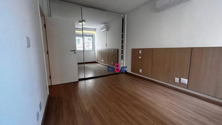 Imagem Apartamento com 3 dormitórios à venda, 127 m² por R$ 1.350.000 - Gonzaga - Santos/SP