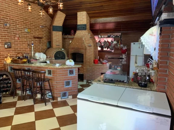 Imagem Chácara com 3 dormitórios à venda, 2000 m² por R$ 585.000,00 - Clube dos Oficiais - Suzano/SP