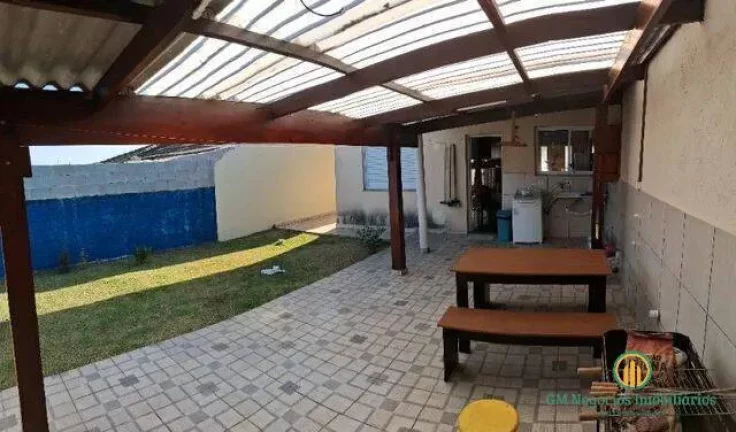 Imagem Casa térrea 3 dormitórios(sendo 1 suíte)com quintal em condomínio, centro