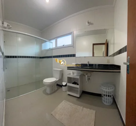 Imagem AMPLA CASA RECÉM REFORMADA EM CONDOMÍNIO FECHADO-UBATUBA SP