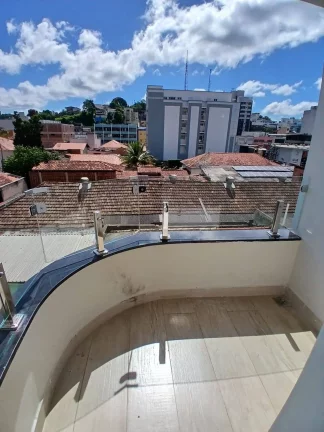 Imagem Alugo apto no 3º andar com cobertura