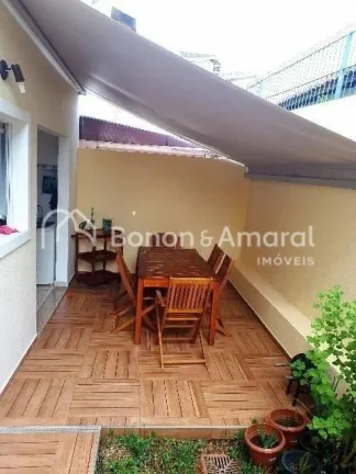Imagem Casa em condomínio a venda, na Fazenda Santa Cândida com 82m² área construída. Possui duas sala...
