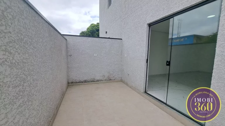 Imagem Sobrado com 2 Quartos (2 suites) e 2 banheiros à Venda, 107 m²