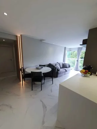 Imagem Apartamento mobiliado com 2 suítes e 2 vagas de garagem no bairro Ressacada em Itajaí