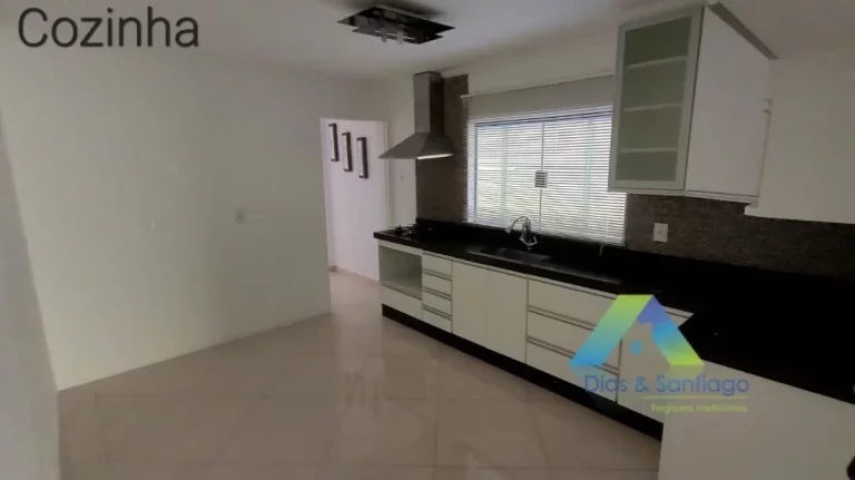 Imagem BAETA NEVES SOBRADO 260M2, 2 dormitórios, varanda gourmet, piscina, 4 vagas, EDICULA ótima localização e valor!!!